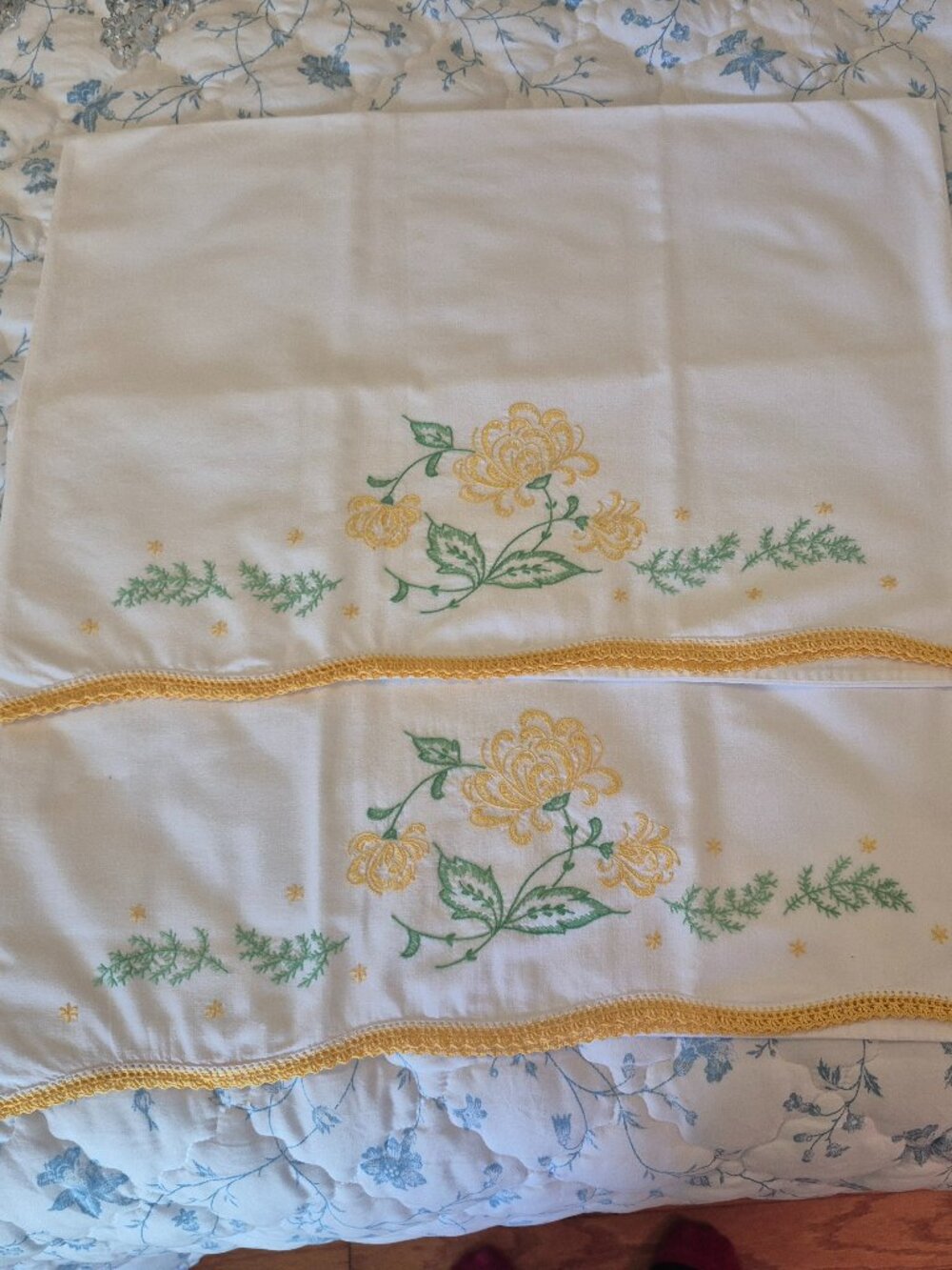 Vintage Floral Embroidered Pillow Cases Yellow Green Crochet Edge Cottagecore